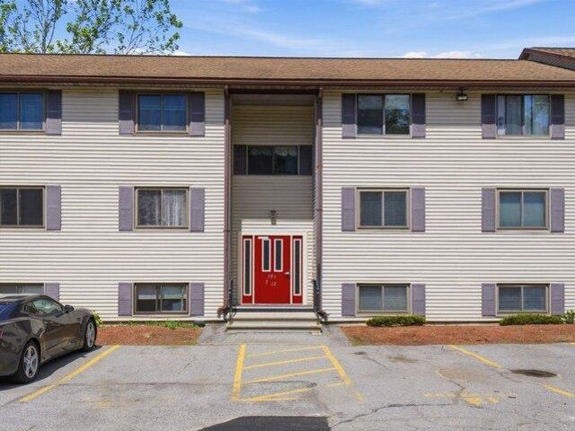 Condo for sale in Lowell, Massachusetts