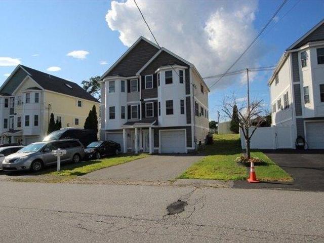Condo for sale in Lowell, Massachusetts