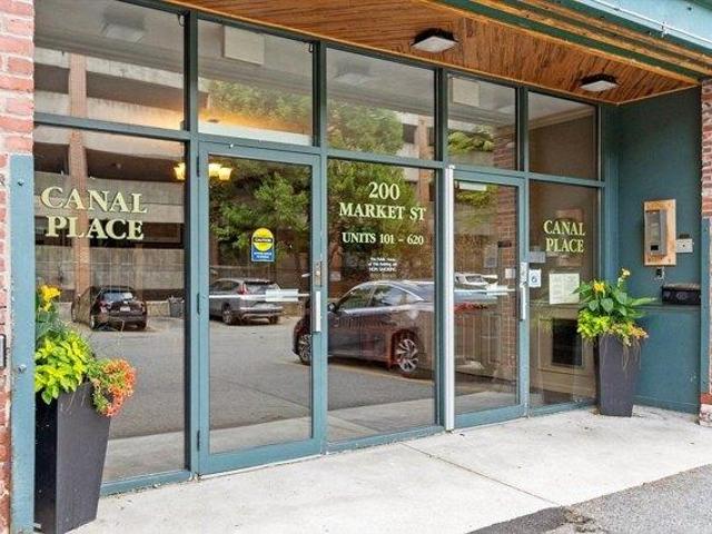 Condo for sale in Lowell, Massachusetts