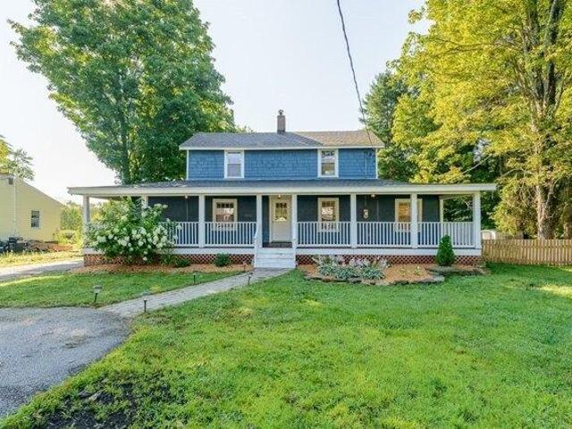 House for sale in Lunenburg Historic District, Lunenburg