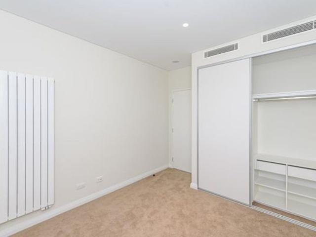 Apartment for rent in Booragoon, Western Australia