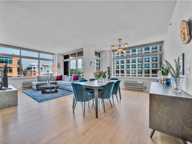 Apartment for sale in Hudson, New Jersey