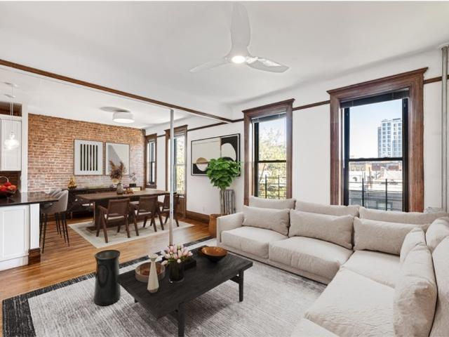 Apartment for sale in Arverne, New York