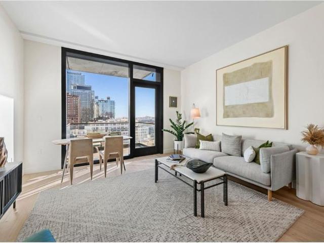 Apartment for sale in Queens, Arverne