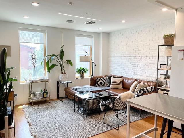 Apartment for rent in Arverne, New York