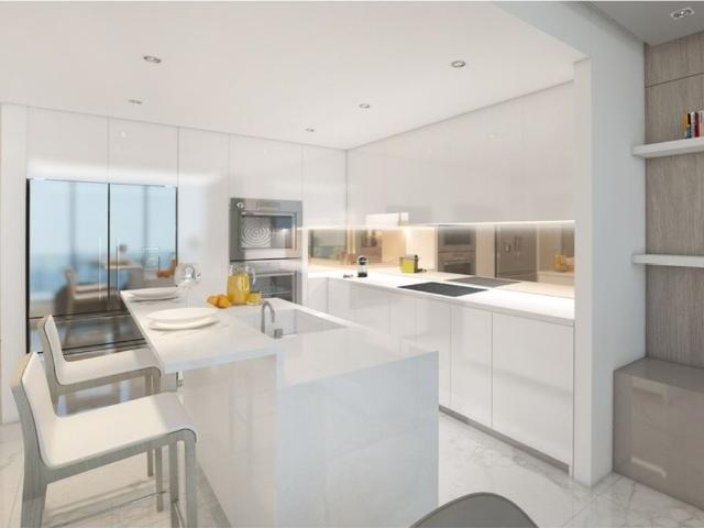 Apartment for sale in Hallandale, Florida