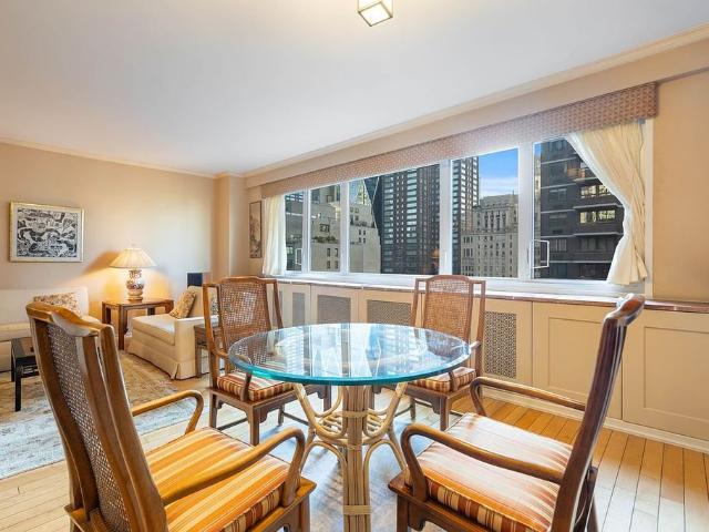 Apartment for sale in Arverne, New York