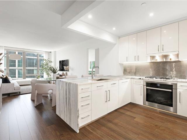 Apartment for sale in Arverne, New York