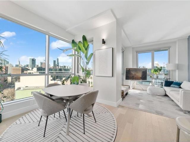 Apartment for sale in Queens, Arverne