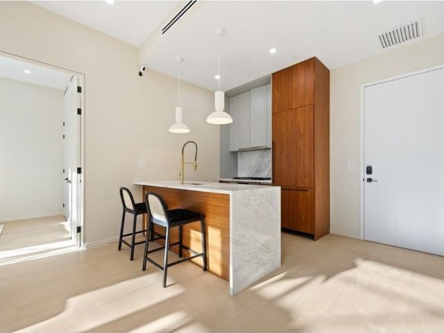 Apartment for sale in Queens, Arverne
