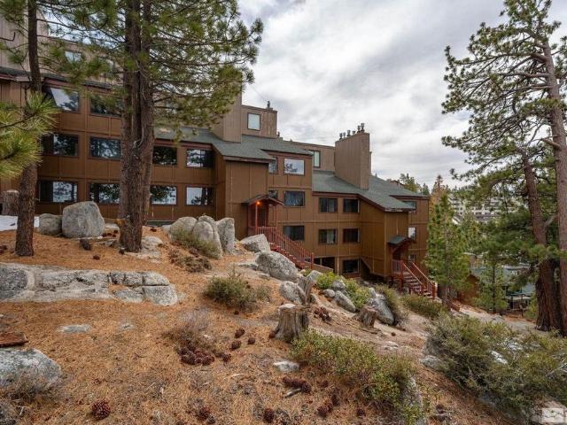 Apartment for sale in Stateline