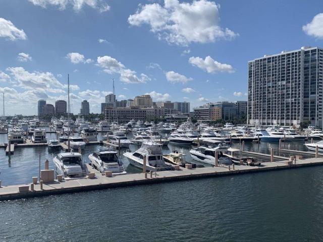 Apartment for sale in West Palm Beach