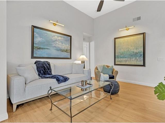 Townhouse for rent in Costa Mesa, California
