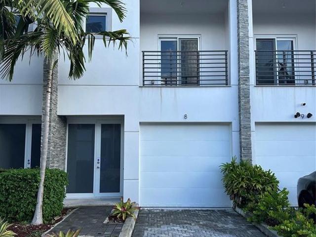 Townhouse for rent in Fort Lauderdale