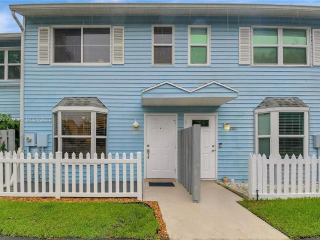 Townhouse for rent in Fort Lauderdale
