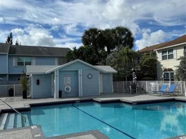 Townhouse for rent in Fort Lauderdale