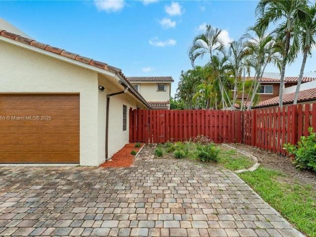 Townhouse for rent in Fort Lauderdale