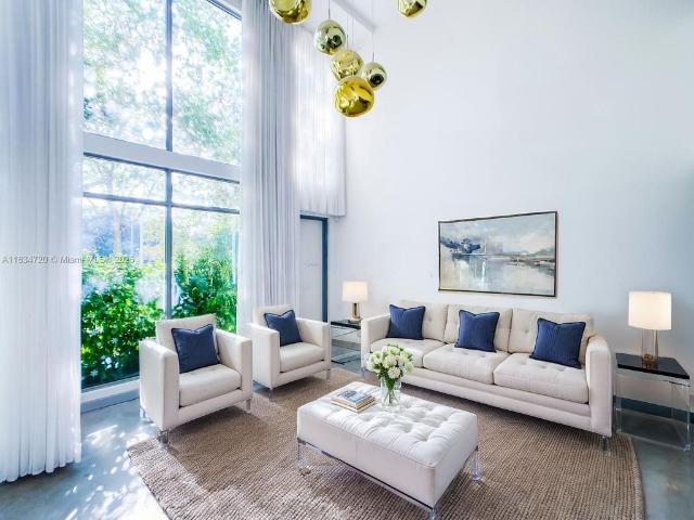 Townhouse for rent in Miami Beach Townhouse for rent in Miami Beach