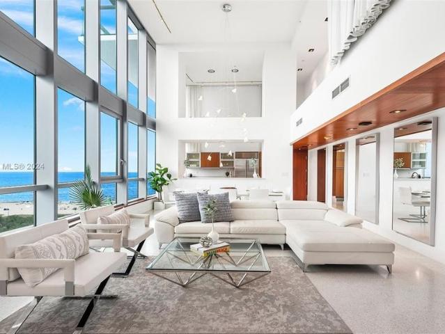 Townhouse for rent in Miami Beach