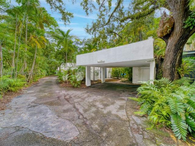 Townhouse for rent in Miami, Florida