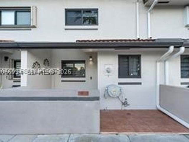 Townhouse for rent in Miami, Florida