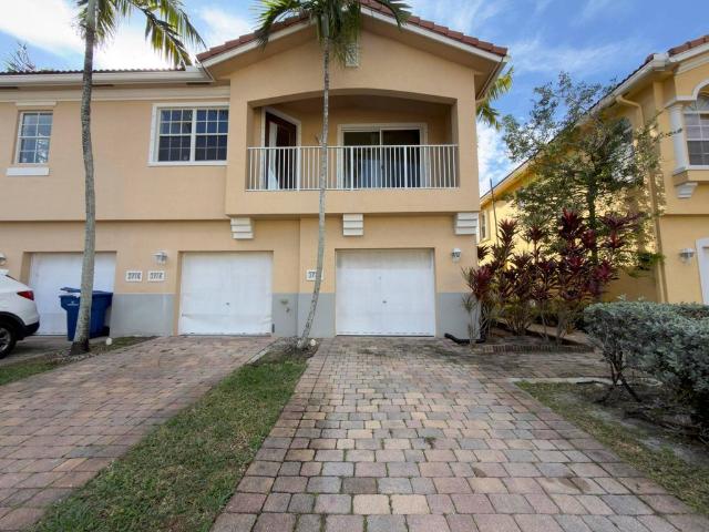 Townhouse for rent in Riviera Beach, Florida