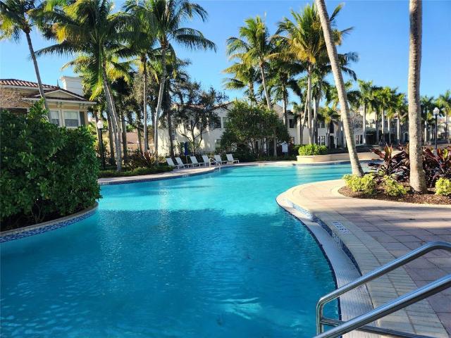 Townhouse for rent in Sunrise, Florida