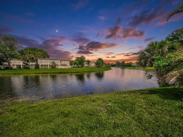 Townhouse for rent in Wellington, Florida