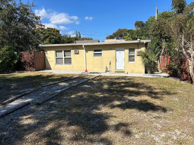 Townhouse for rent in West Palm Beach, Florida