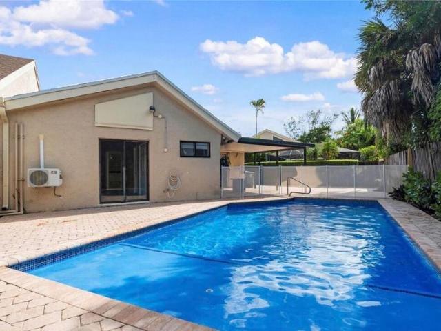 Townhouse for sale in Boca Raton, Palm Beach County