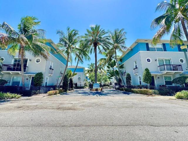 Townhouse for sale in Delray Beach, Florida