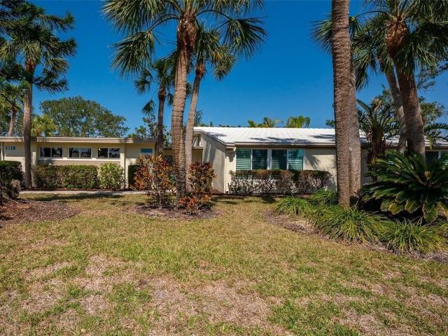 Townhouse for sale in Sarasota