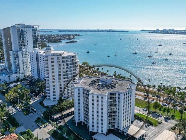 Townhouse for sale in Sarasota