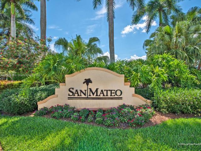 Townhouse for sale in Weston