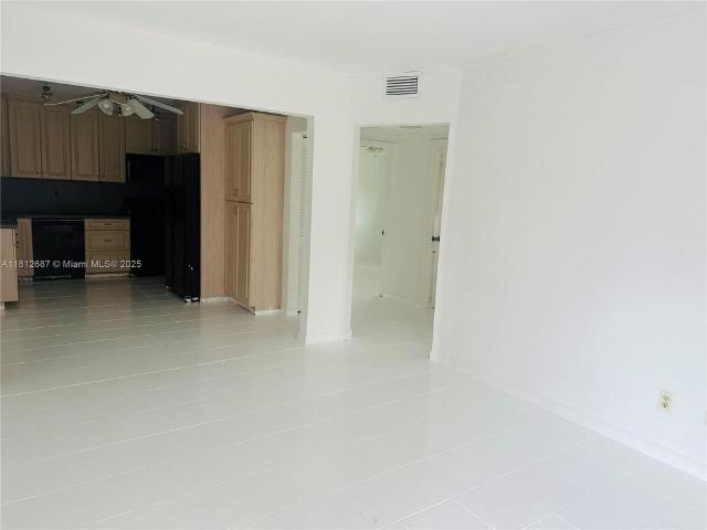 Villa for rent in Dania