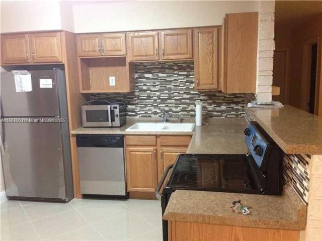Villa for rent in Dania