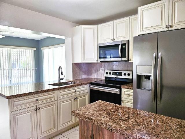 Villa for rent in Margate