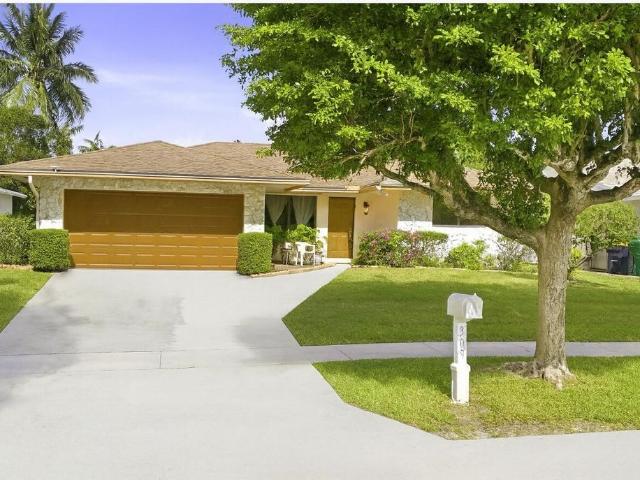 Detached House for sale in Dania, Florida