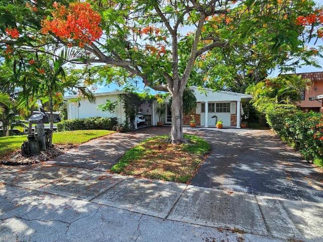 Detached House for sale in Deerfield Beach