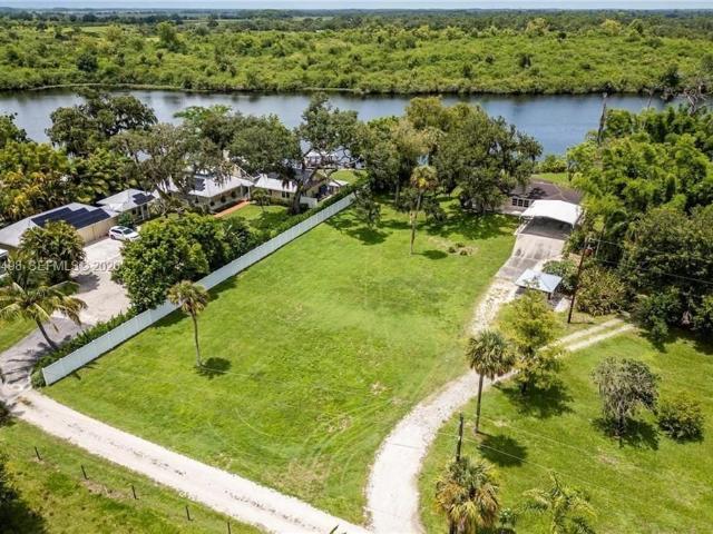 Detached House for sale in LaBelle, Hendry County