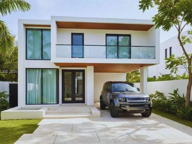 Detached House for sale in Miami, Florida