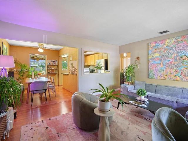 Detached House for sale in North Miami, Florida