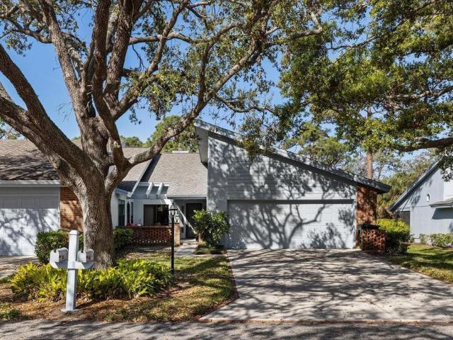 Villa for sale in Sarasota