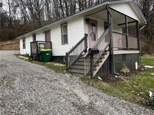 House for sale in Lyndora