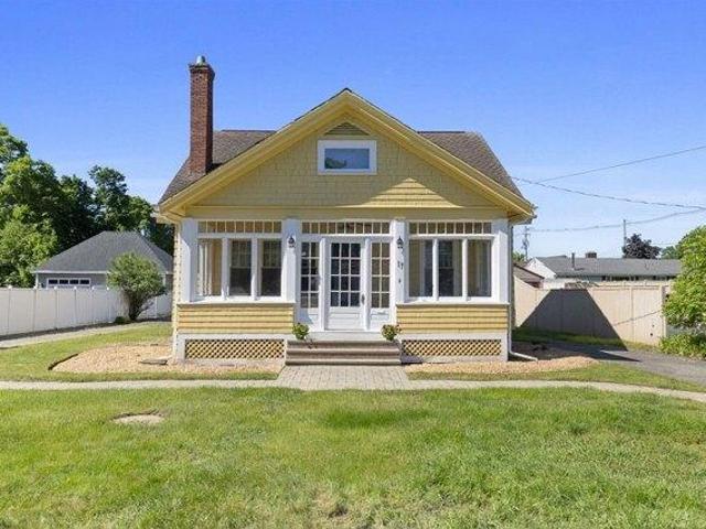House for sale in Lynnfield, Massachusetts