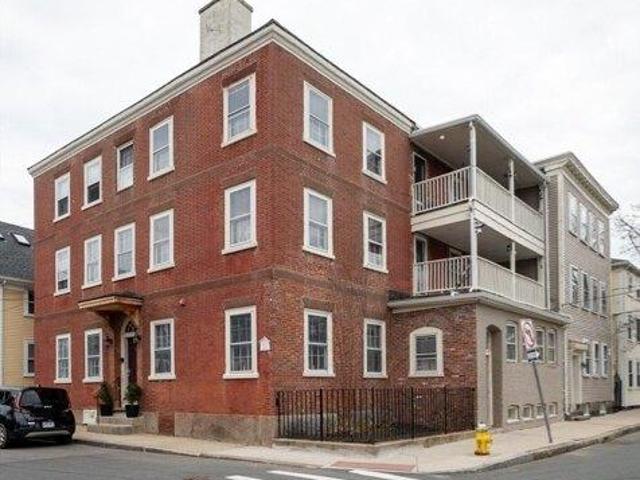 Condo for sale in Massachusetts