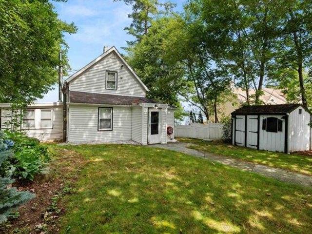 House for sale in New Hampshire