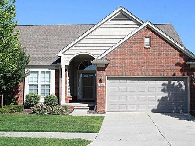 Condo for sale in Macomb, Michigan