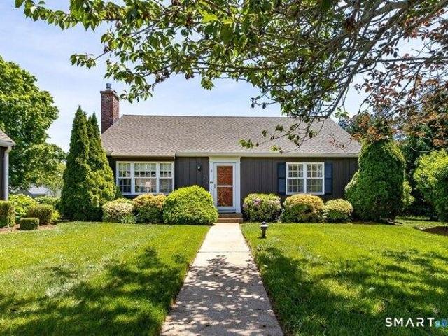 Condo for sale in Madison, Connecticut