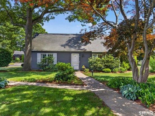 Condo for sale in Madison, Connecticut